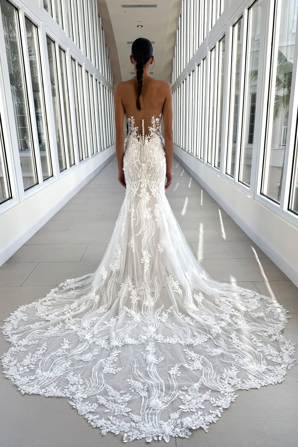 Matea w/ Veil & Sleeves - Image 4