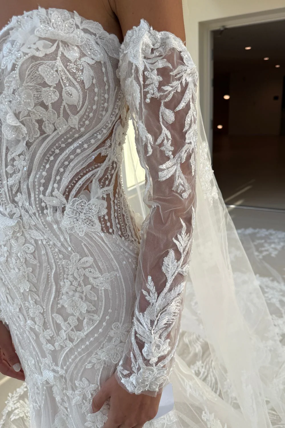 Matea w/ Veil & Sleeves - Image 8
