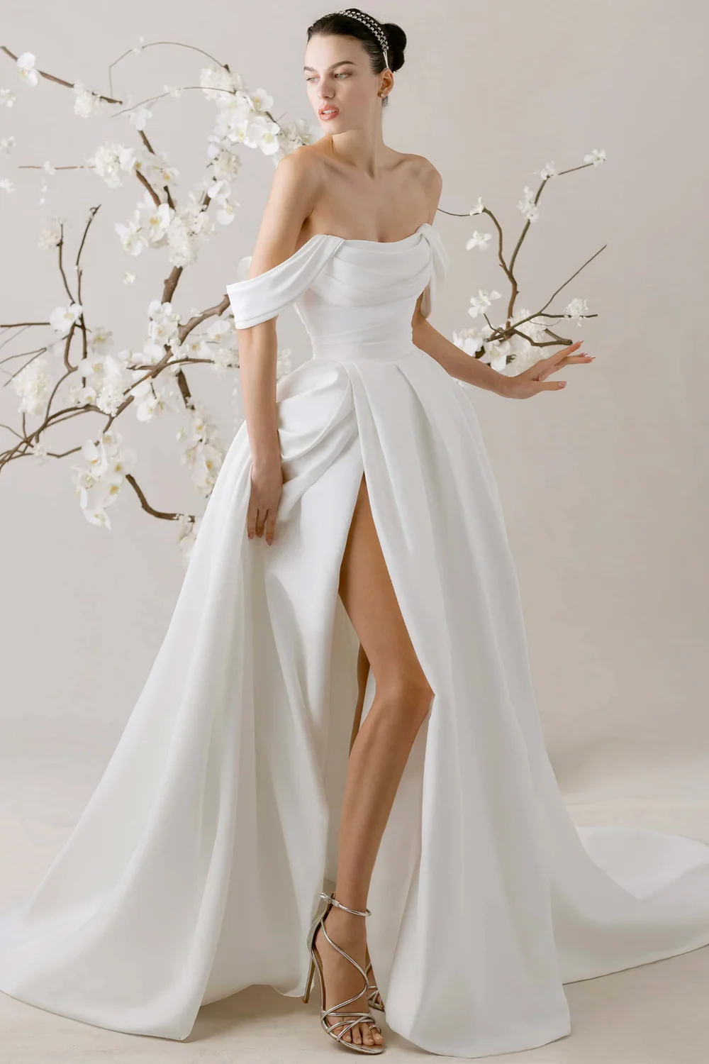 Mirela - Image 3