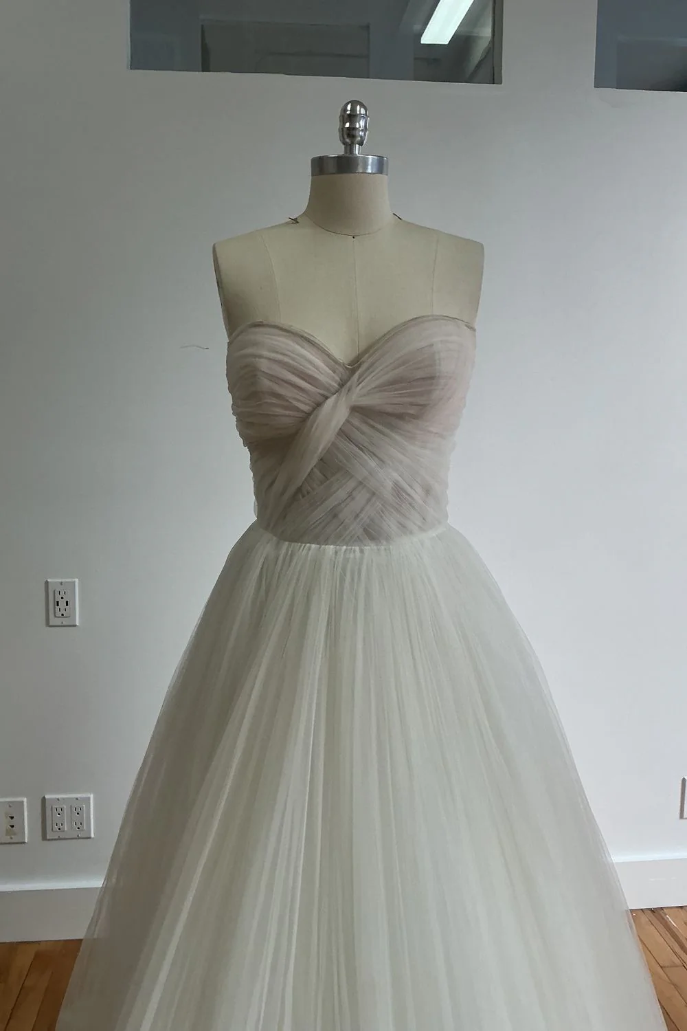 NF009 - Image 4