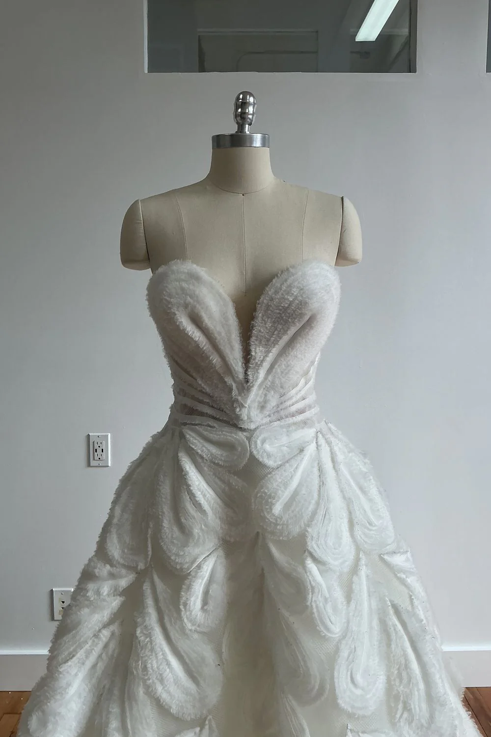 NF046 - Image 4