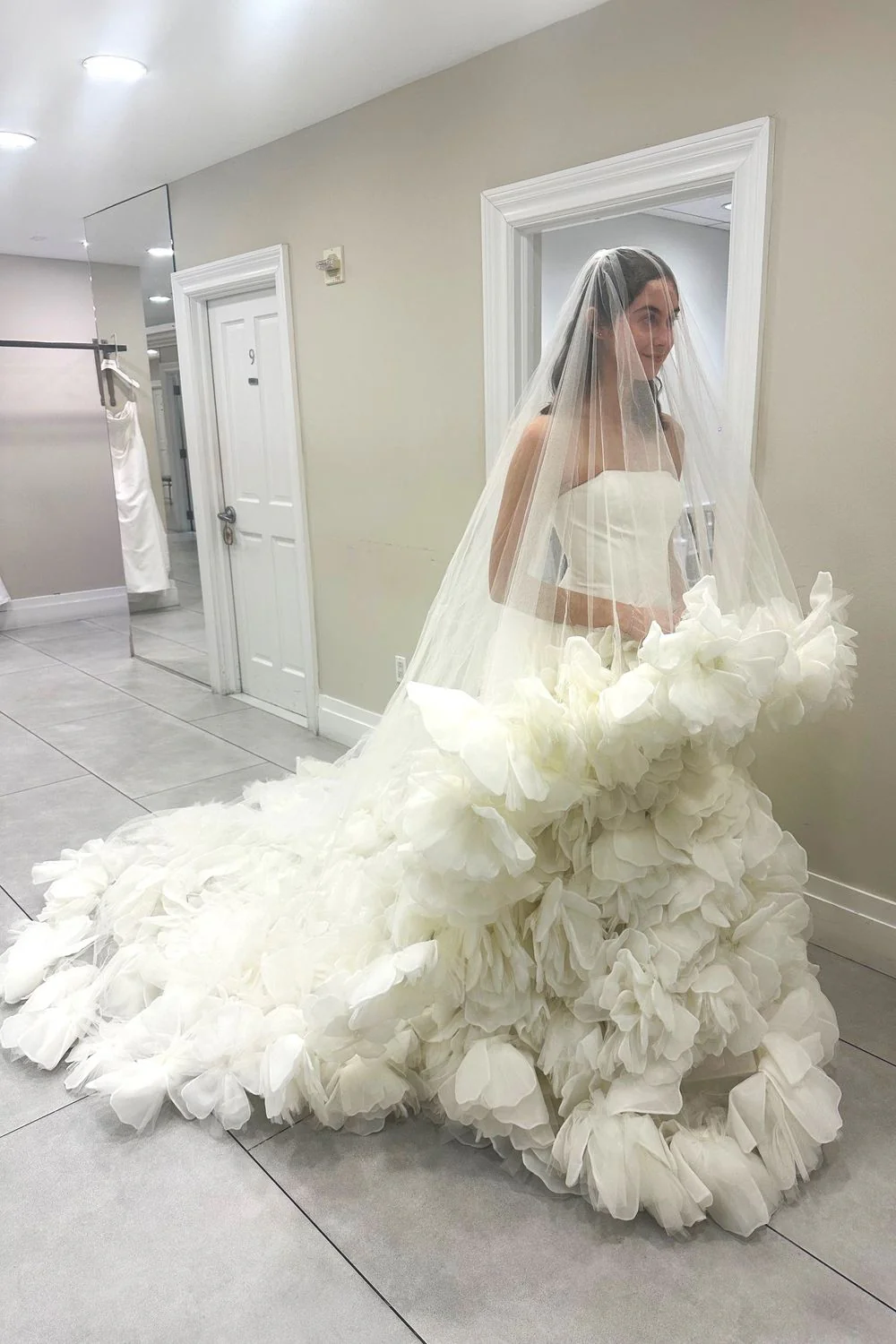 NF047 with Veil - Image 3