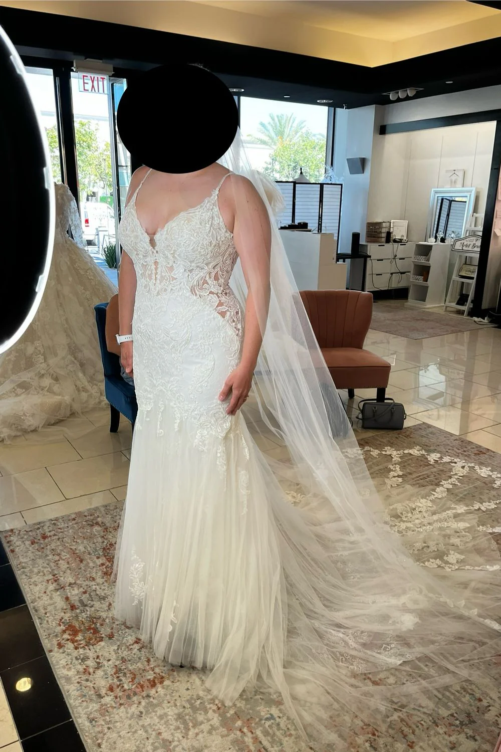 Oaklyn 20744 with Veil - Image 7