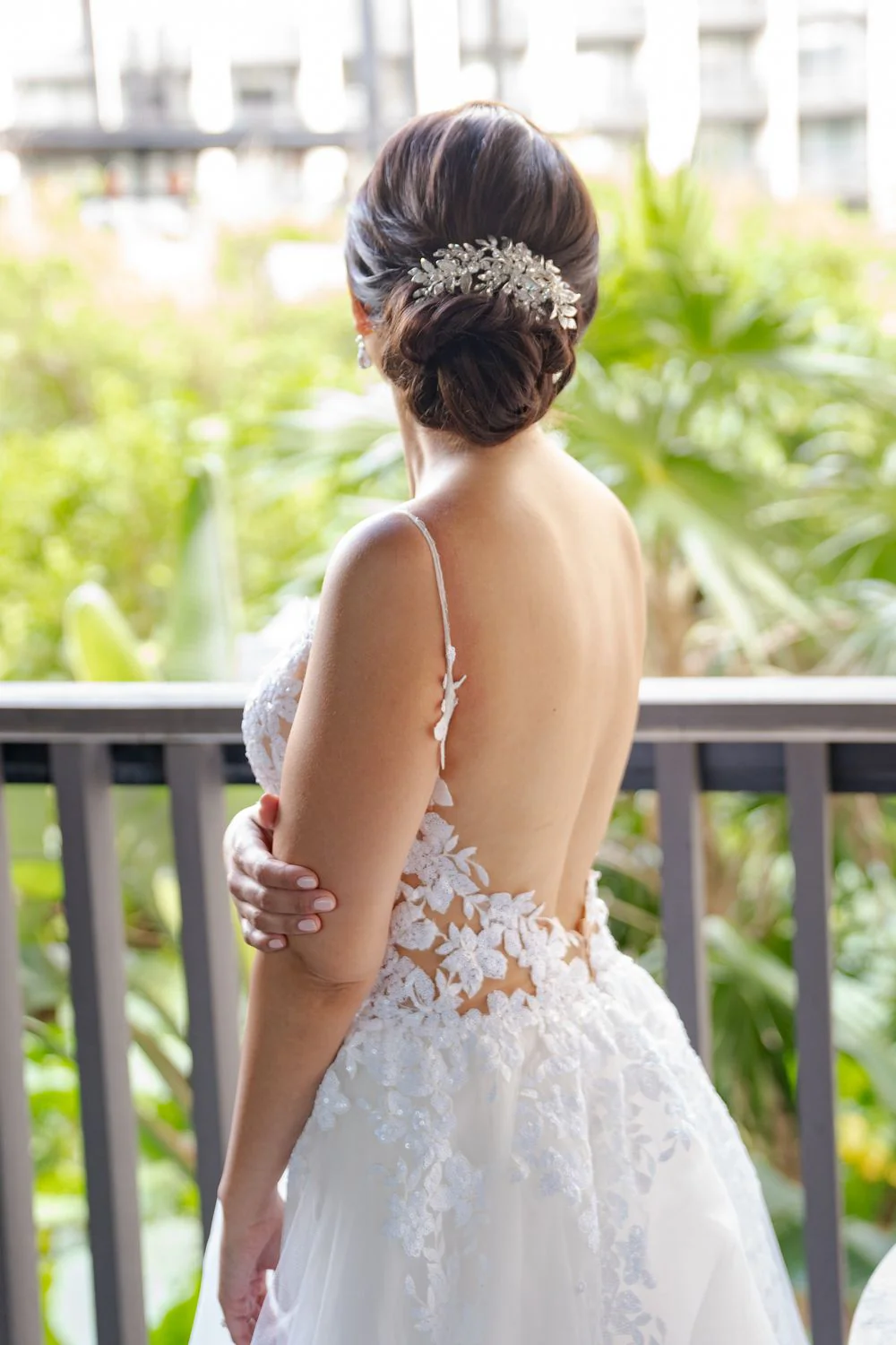 4872 with Veil - Image 4