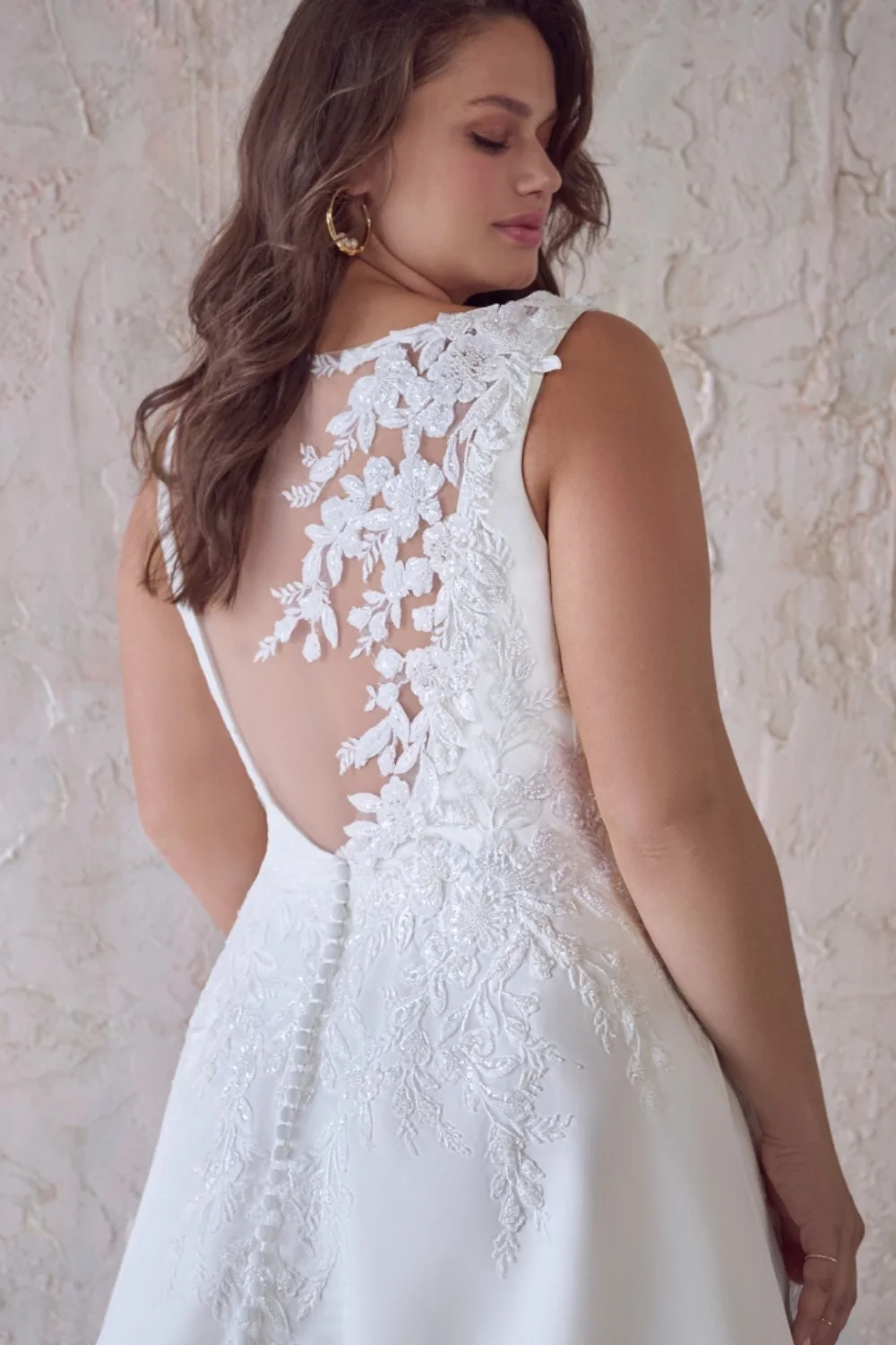 Paxton w/illusion back - Image 2