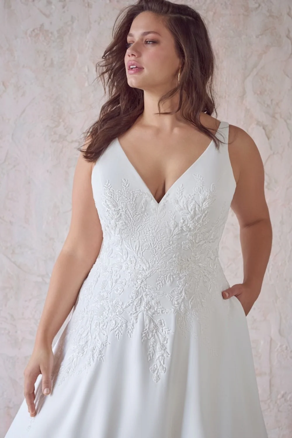 Paxton w/illusion back - Image 4