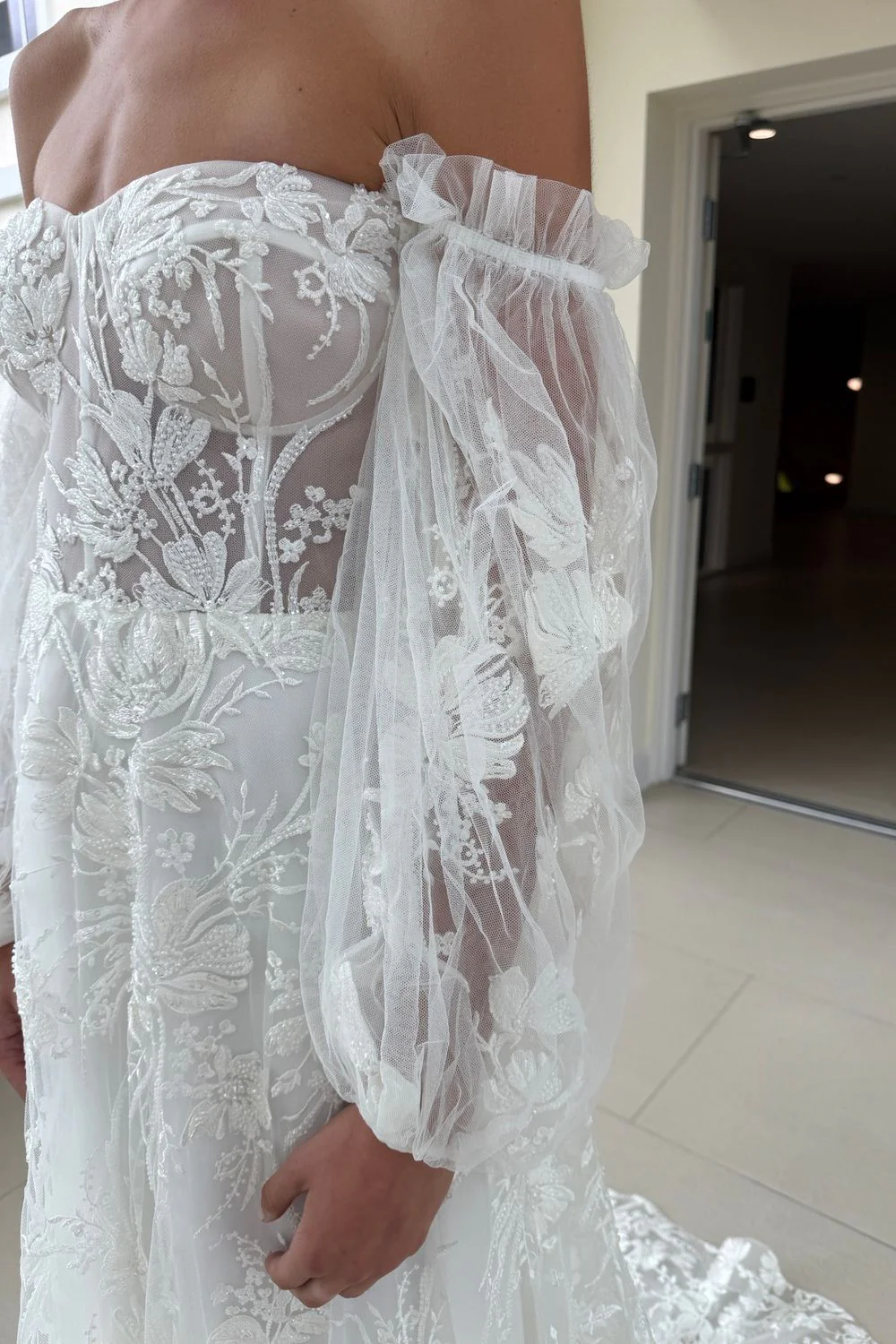 Peony with Sleeves - Image 7