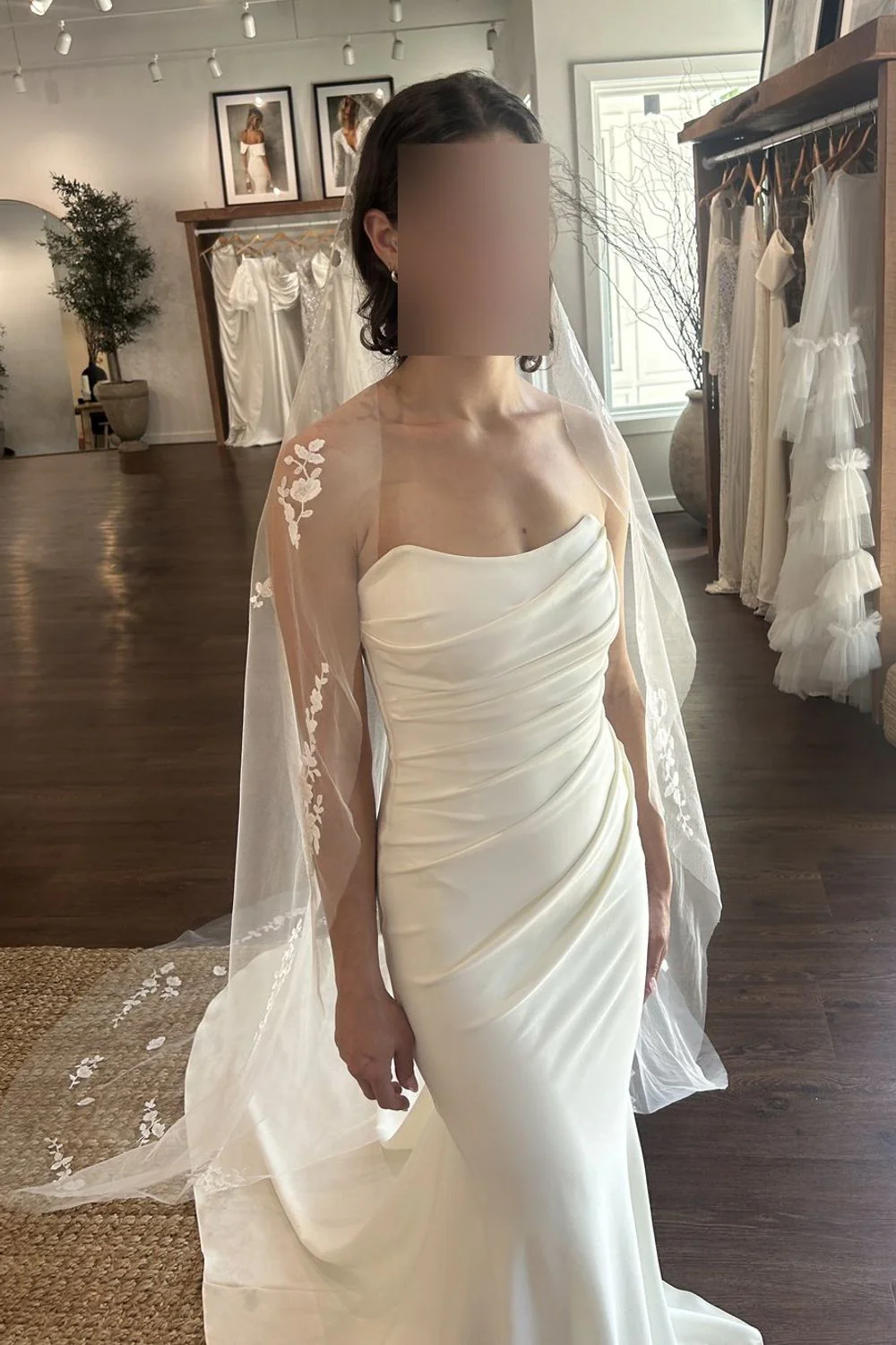 Phoebe with Veil - Image 3