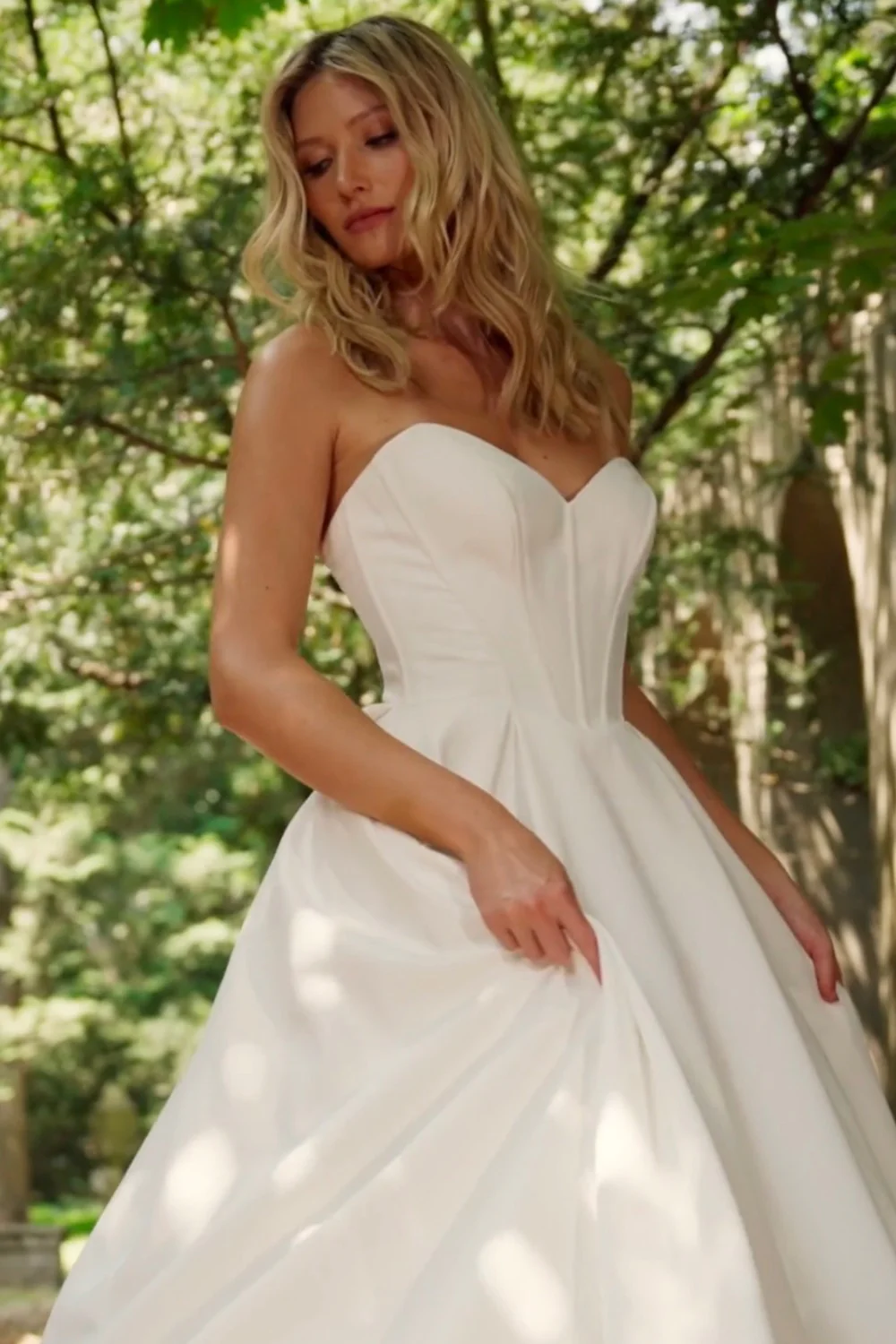 Priscilla 4162 - Image 3