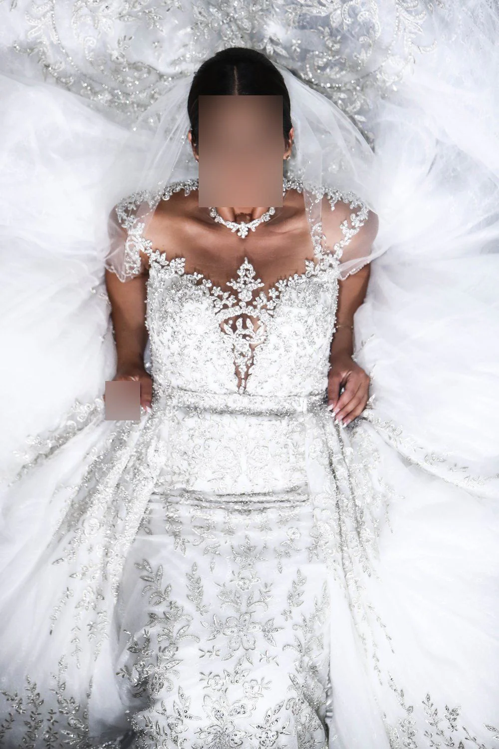 Queen - Image 4