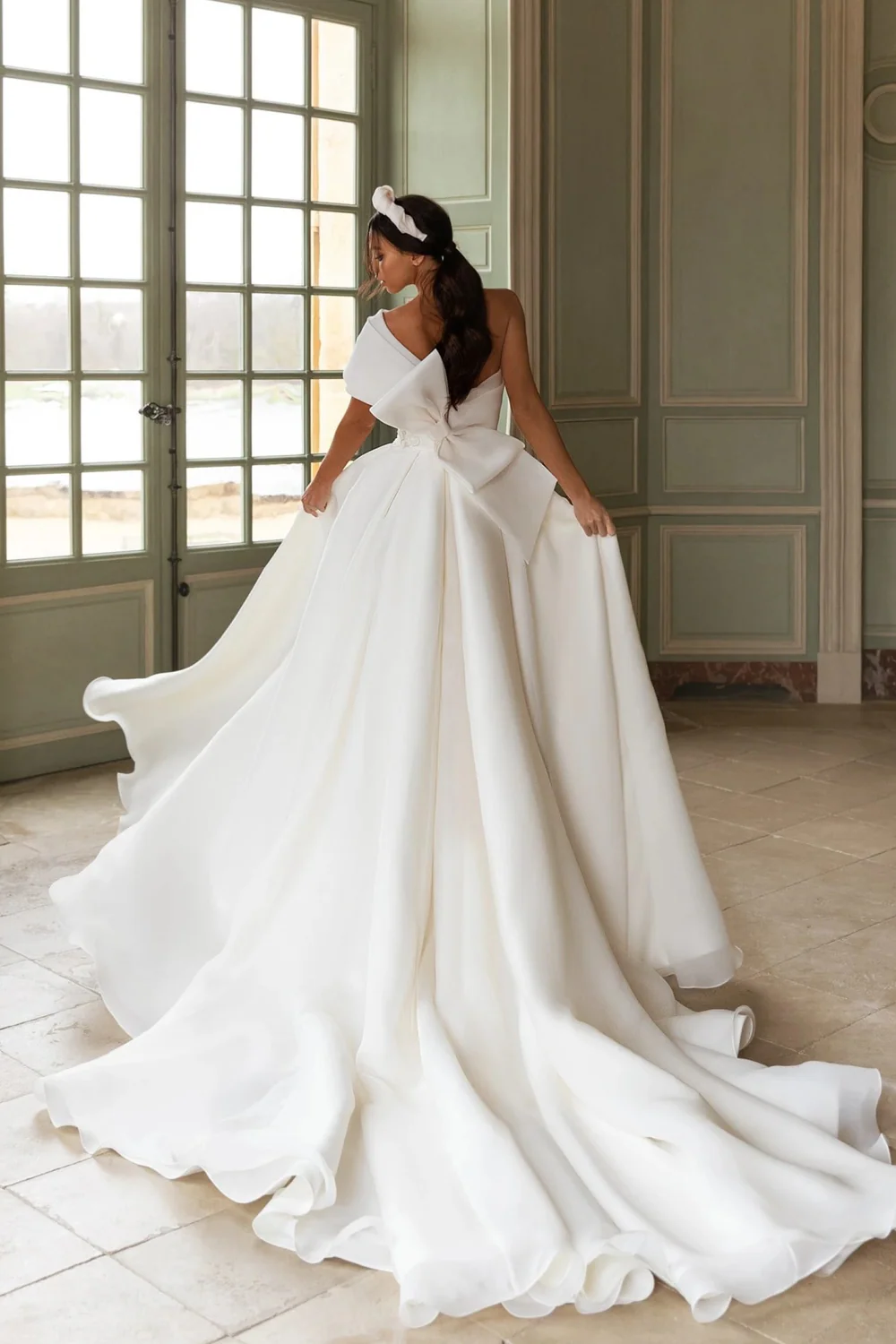 Queenliness - Image 2
