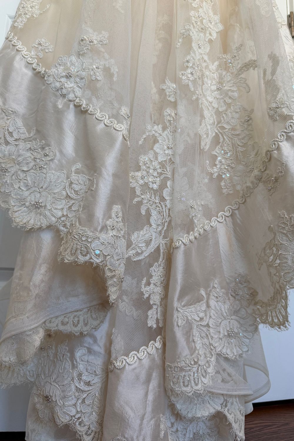 Alençon w/Veil - Image 7