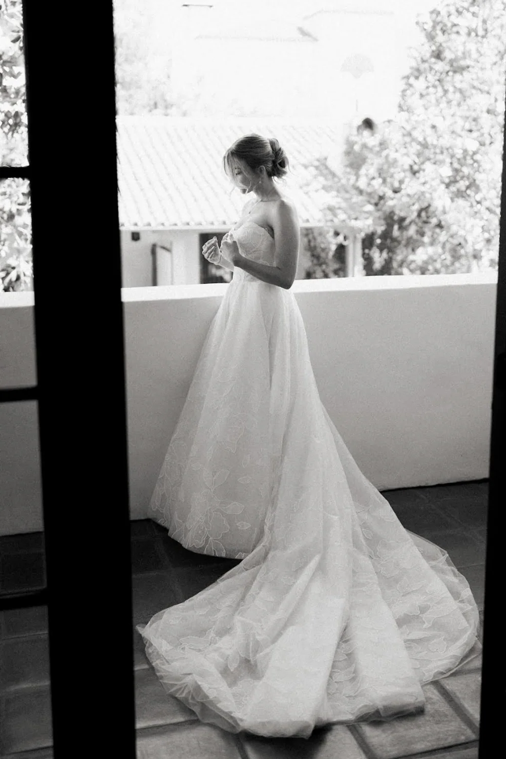 Rome with Custom Veil - Image 5