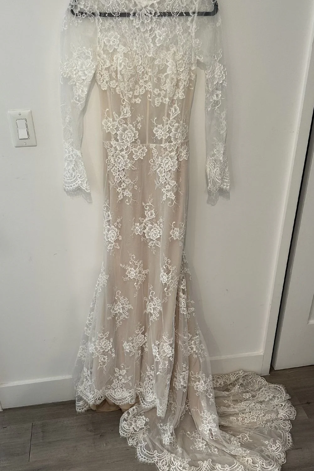 Rosalie with Veil - Image 4