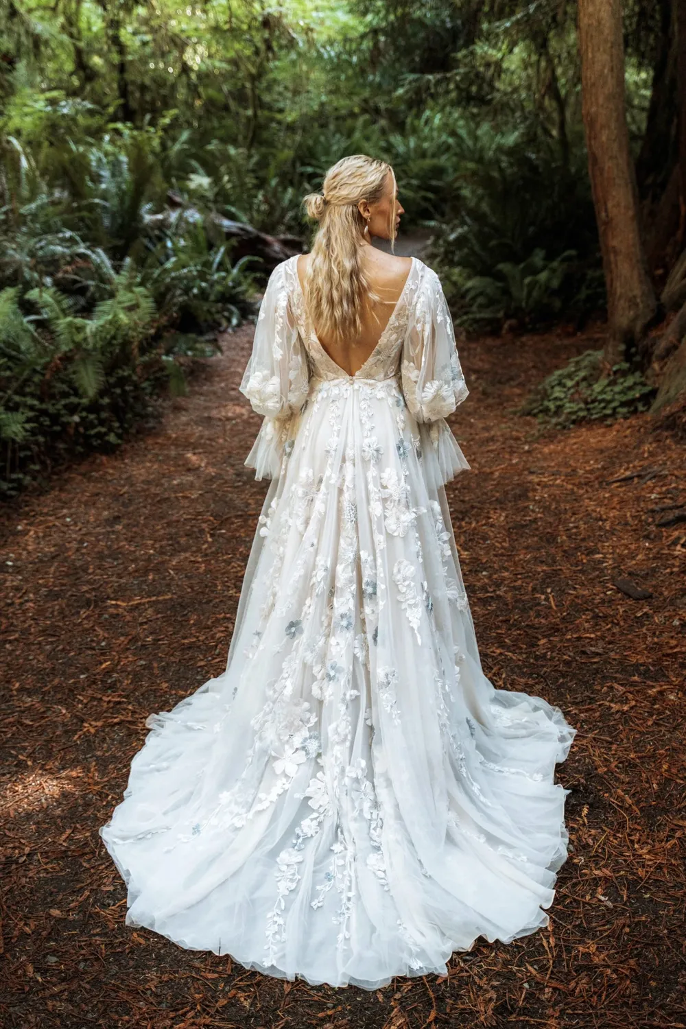 SAYLOR - Image 2