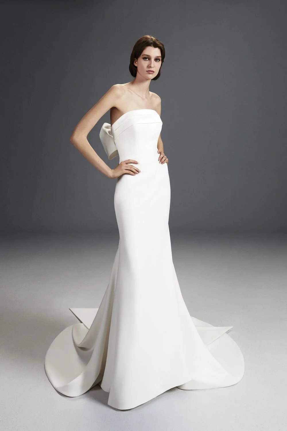SCULPTED BOW GOWN