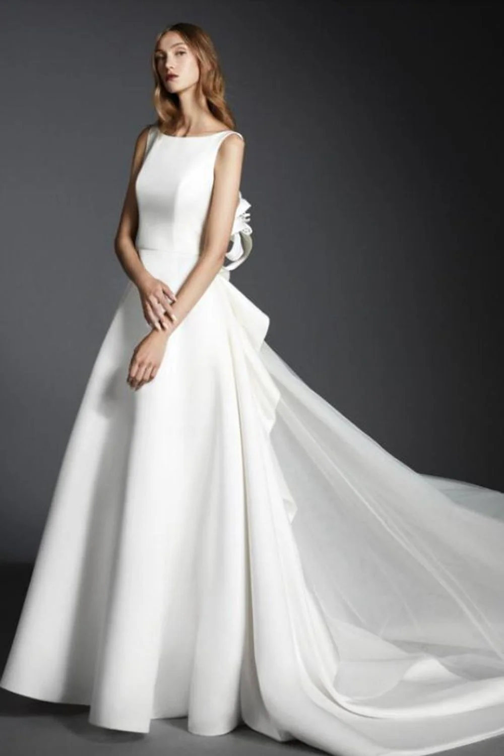 SCULPTED FLORALS GOWN