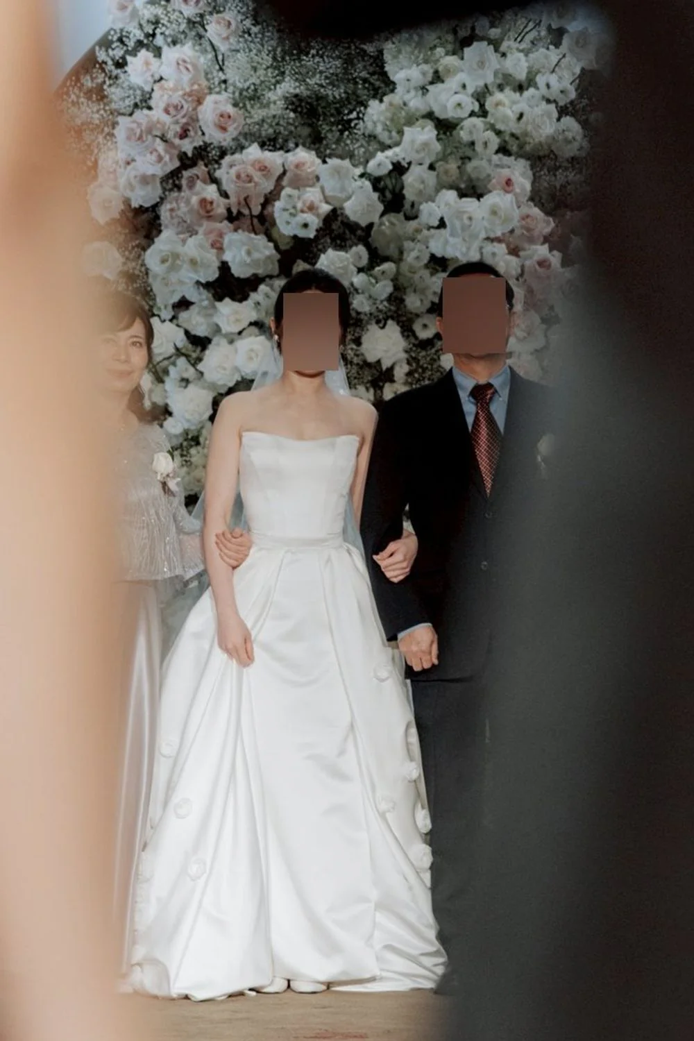 SE042 Custom Dress with Matching Veil