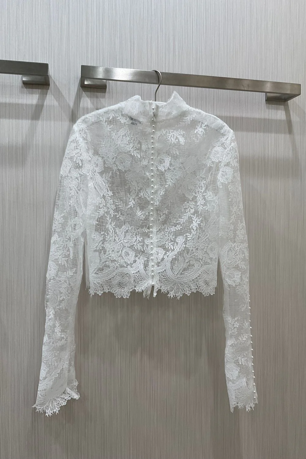 Serenade - Image 5