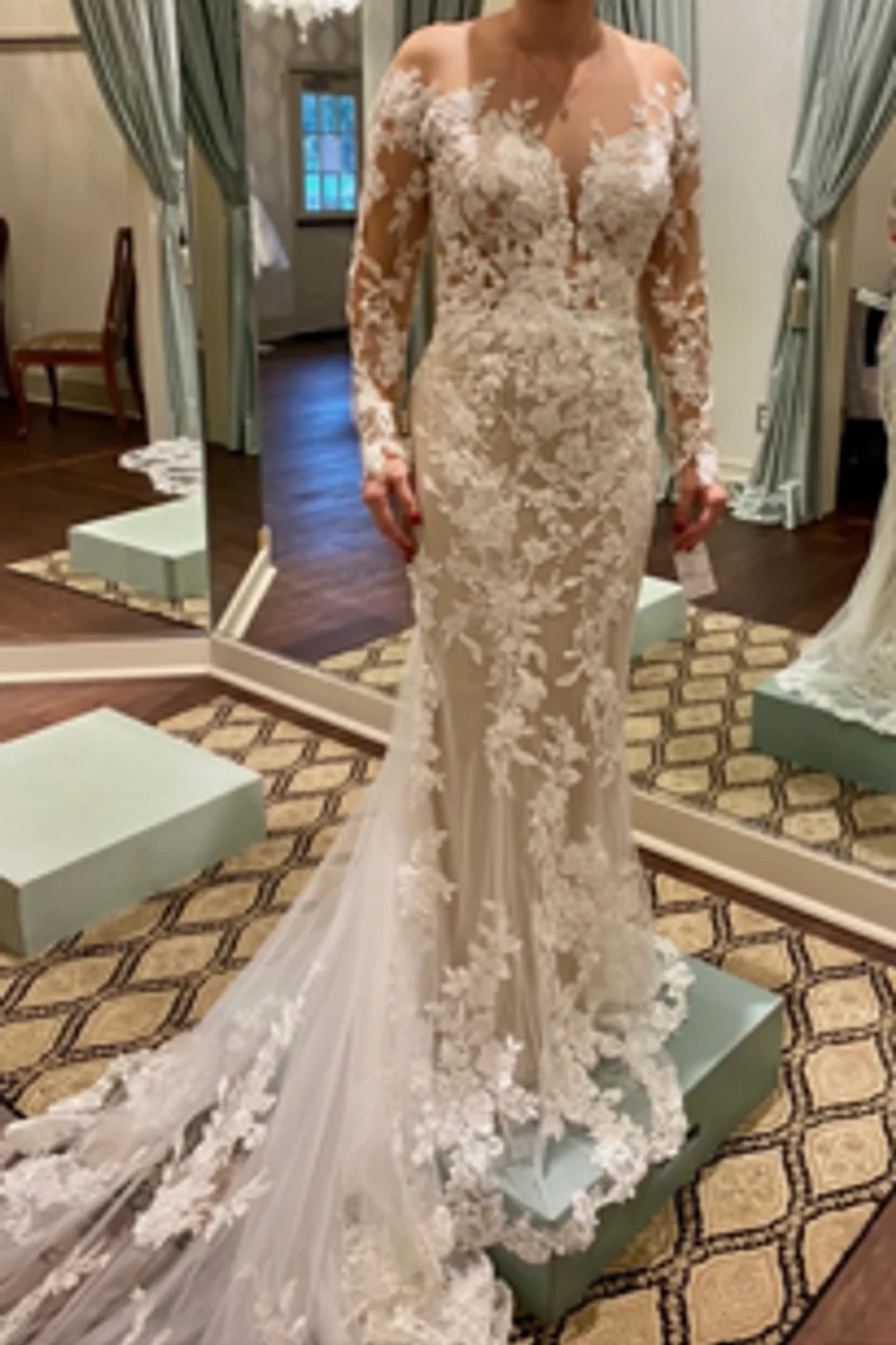 Sheer Floral lace with long sleeves