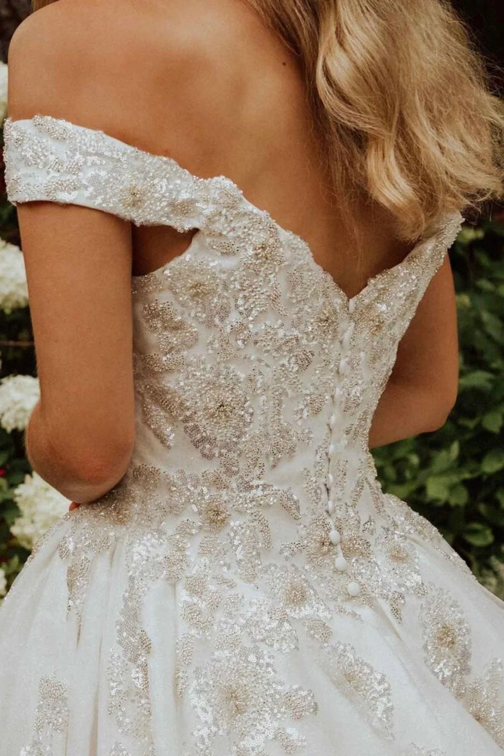 Sparkling Off-Shoulder Ballgown W veil and Crown - Image 2