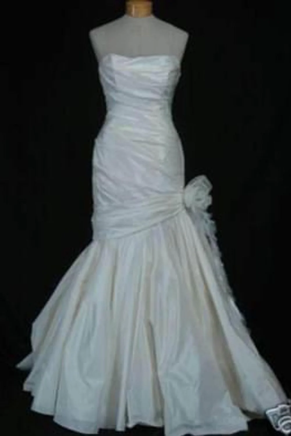 Strapless fit & flare wedding gown - Image 2