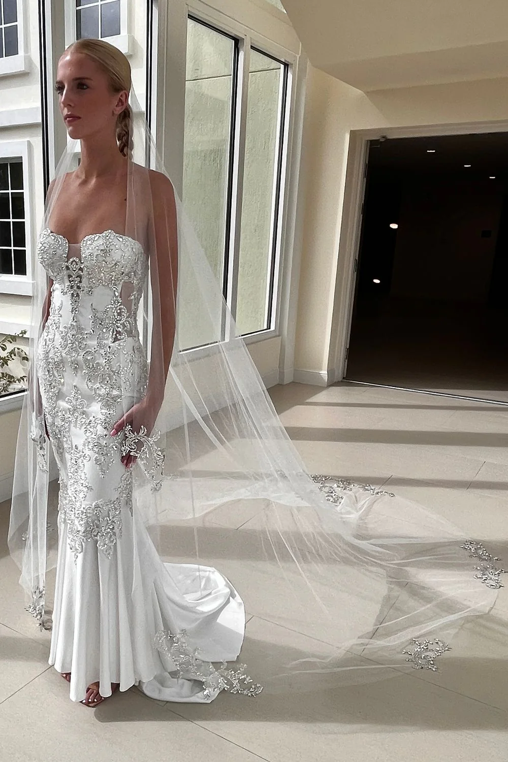 Style # 4711 - With Veil - Image 9