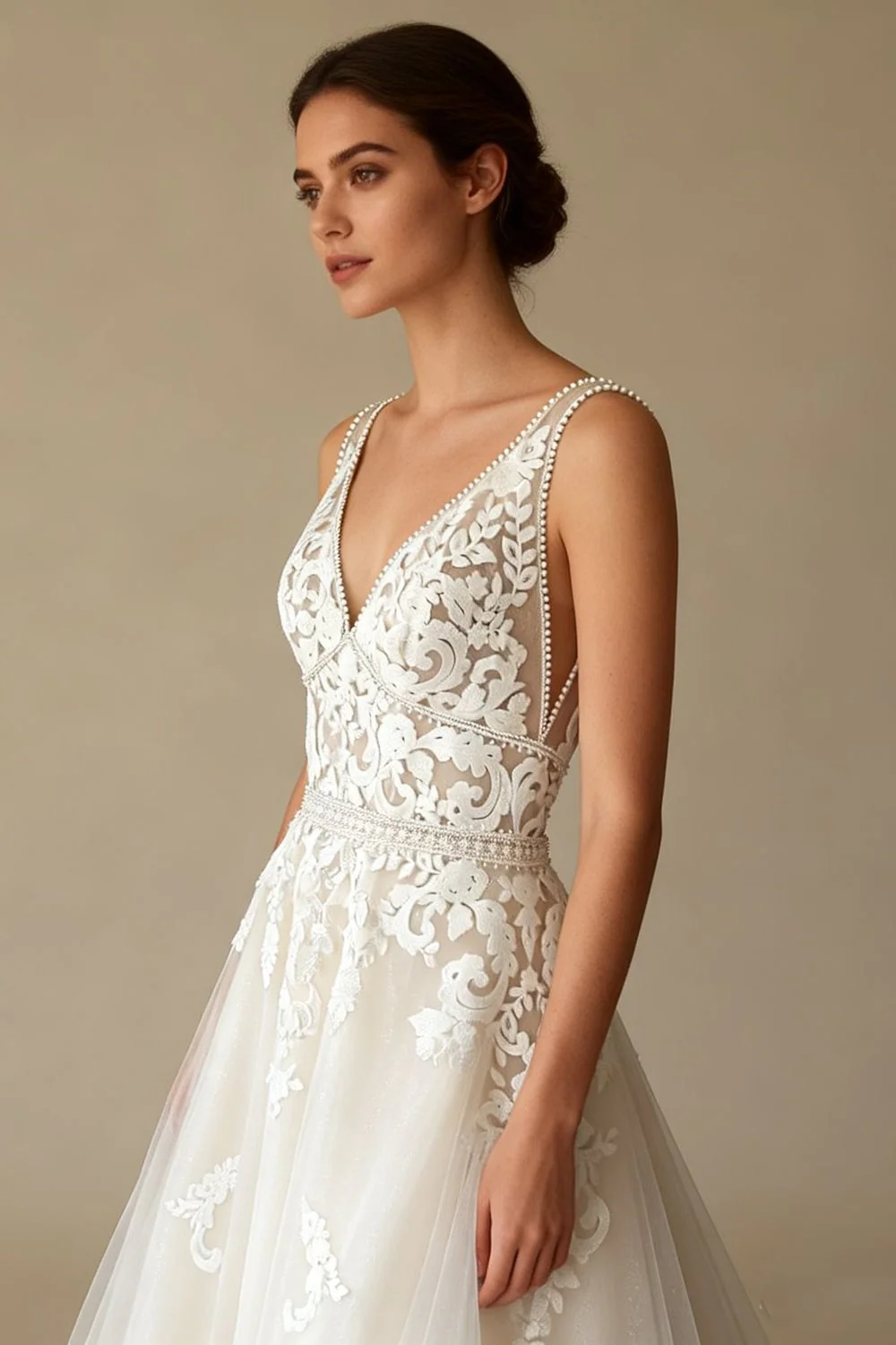 Timeless Ivory Lace A-Line Gown Size 6 - Image 2
