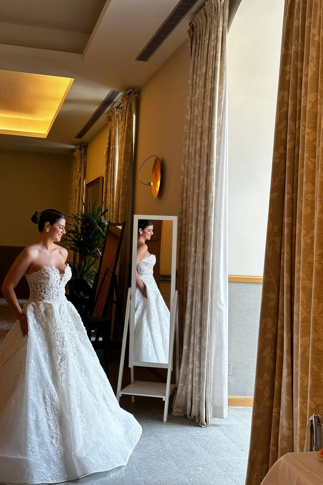 Tony Ward Viviane - Image 5