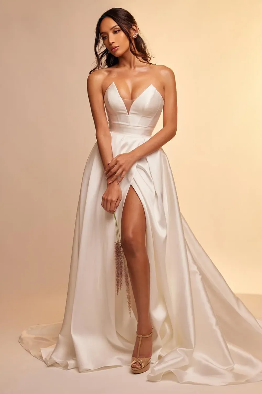 Tracy - With Veil - Image 10