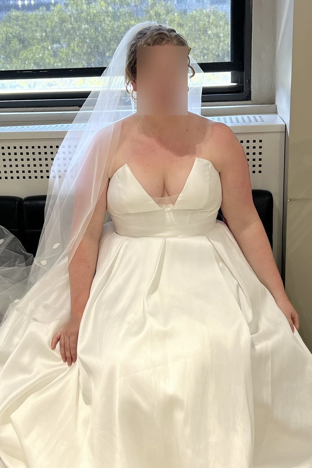 Tracy - With Veil - Image 4
