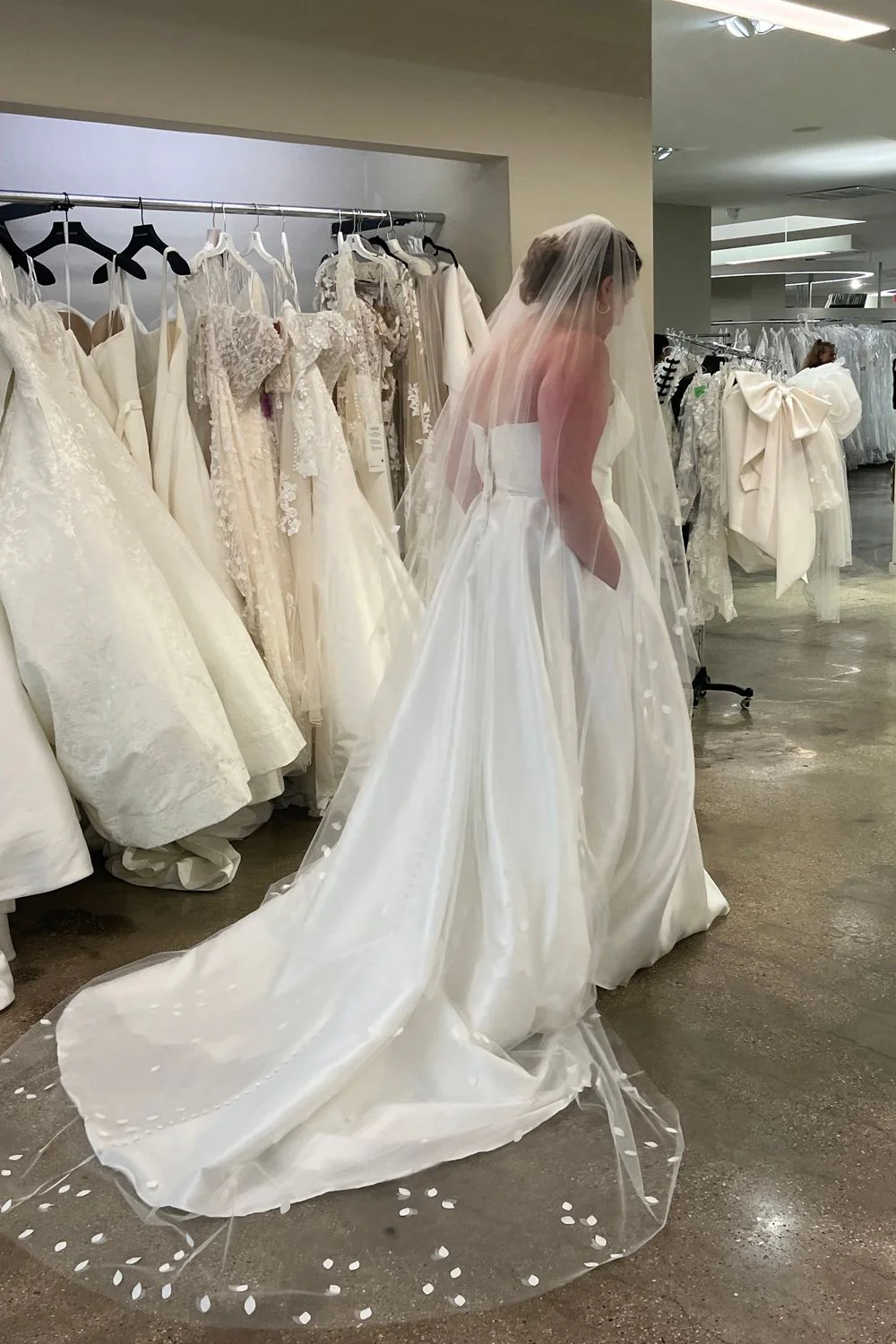 Tracy - With Veil - Image 7