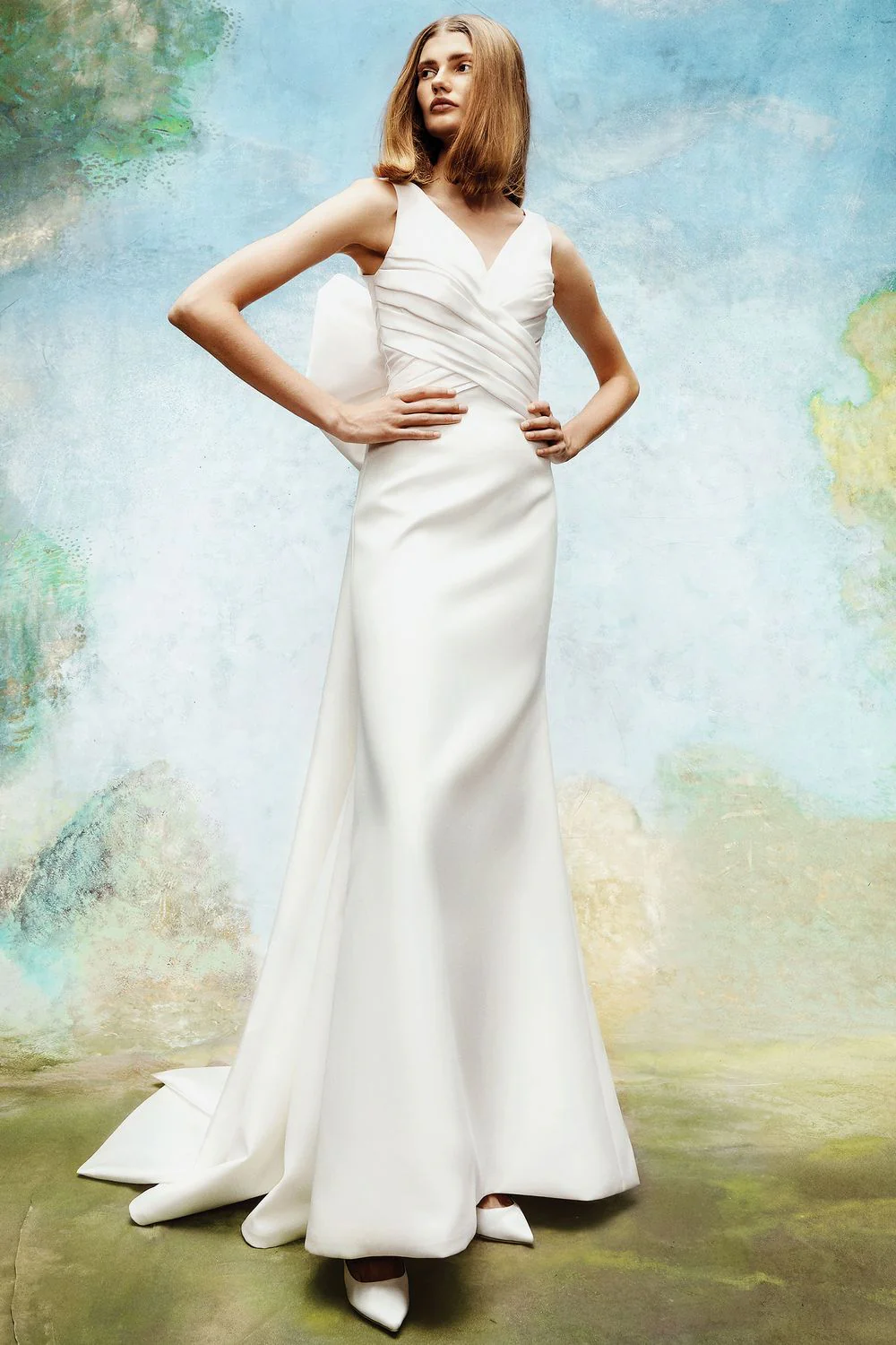 V BACK VOLANT BOW DRESS