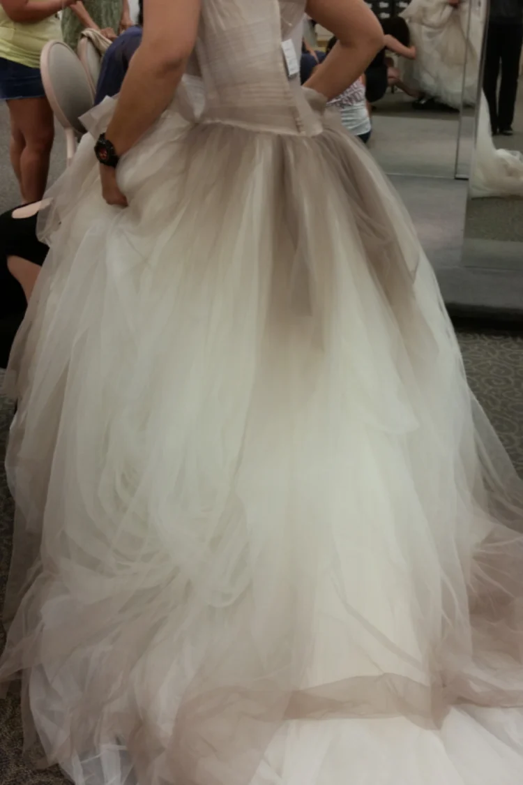 Vera Wang VW351157 - Image 2