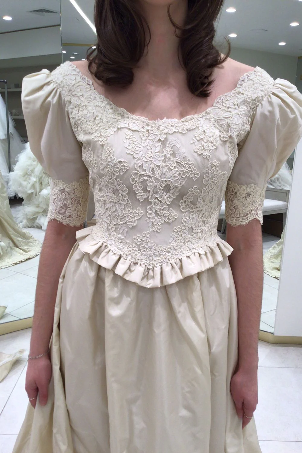 Vintage Ballgown Dress with Veil - Image 5