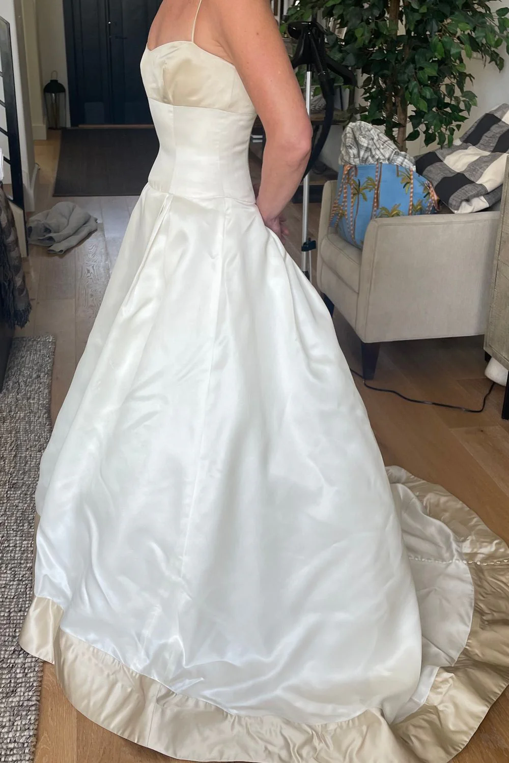 Vintage Vera Wang - Image 2