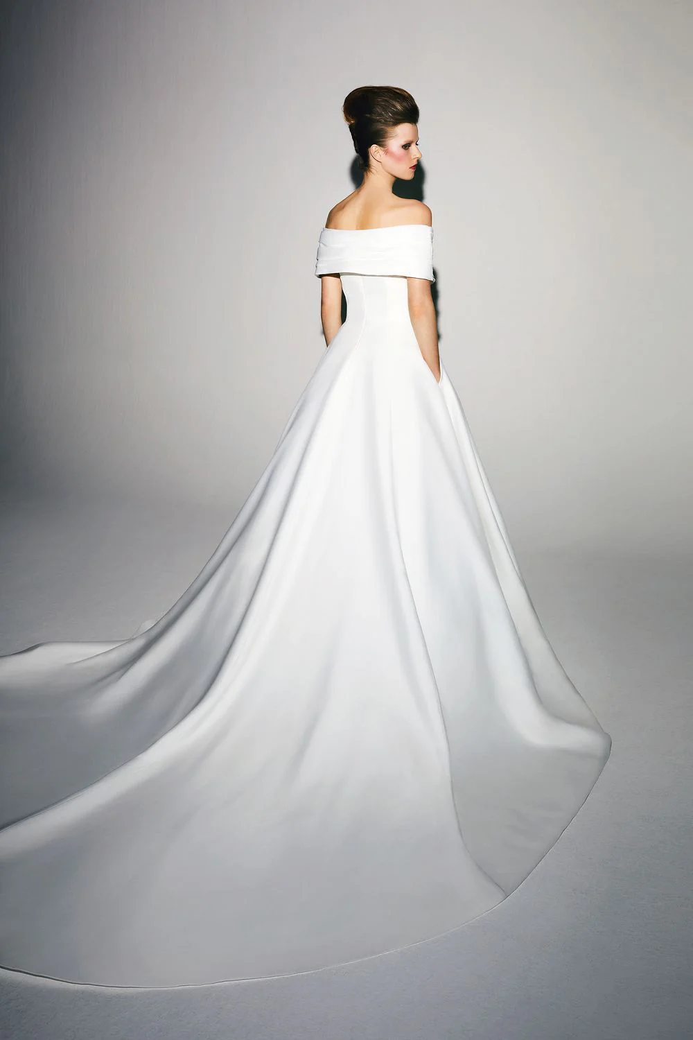 WATTEU BOATNECK GOWN - Image 2