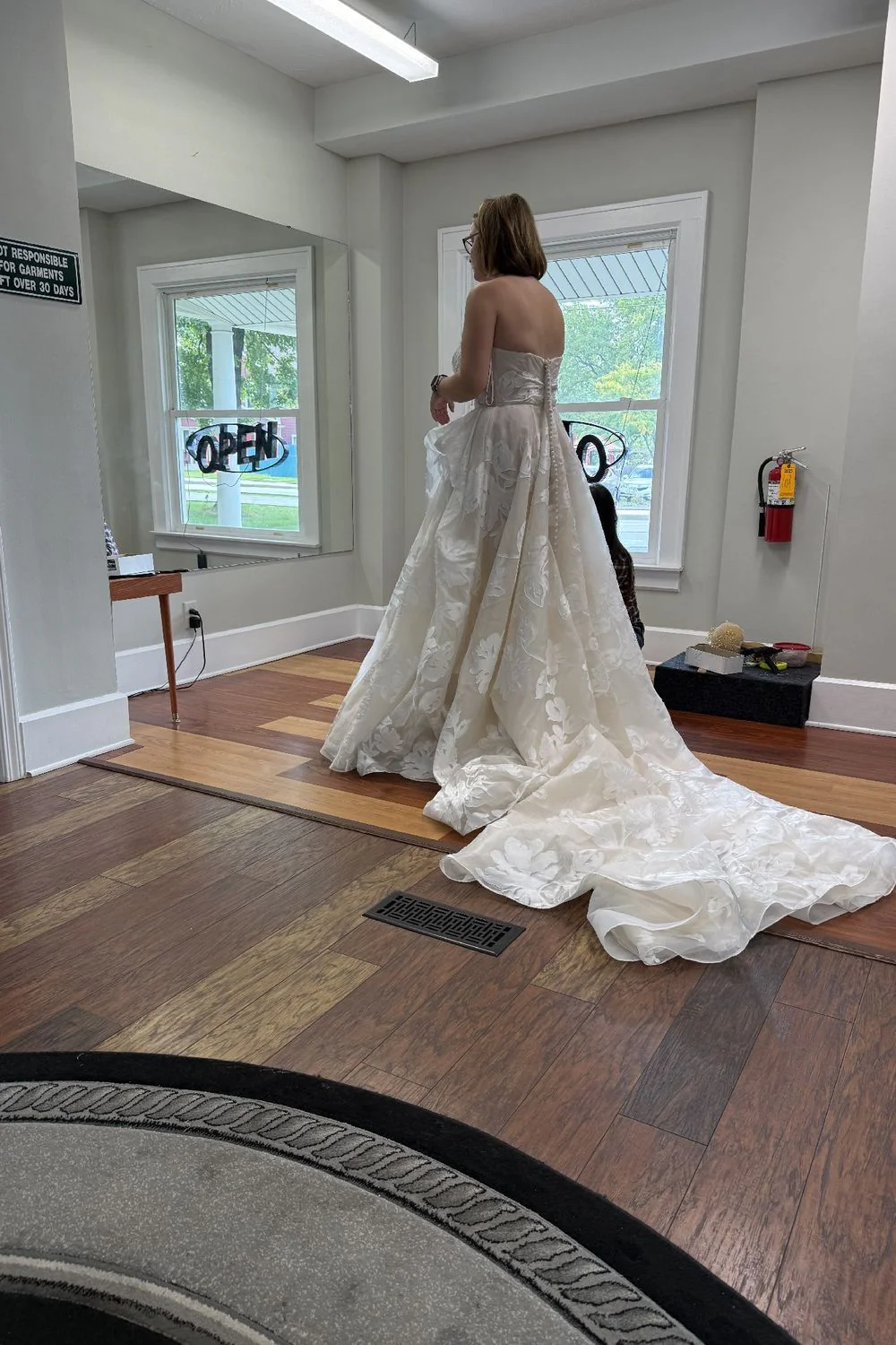Wedding dress - ballgown; size 14 - Image 3