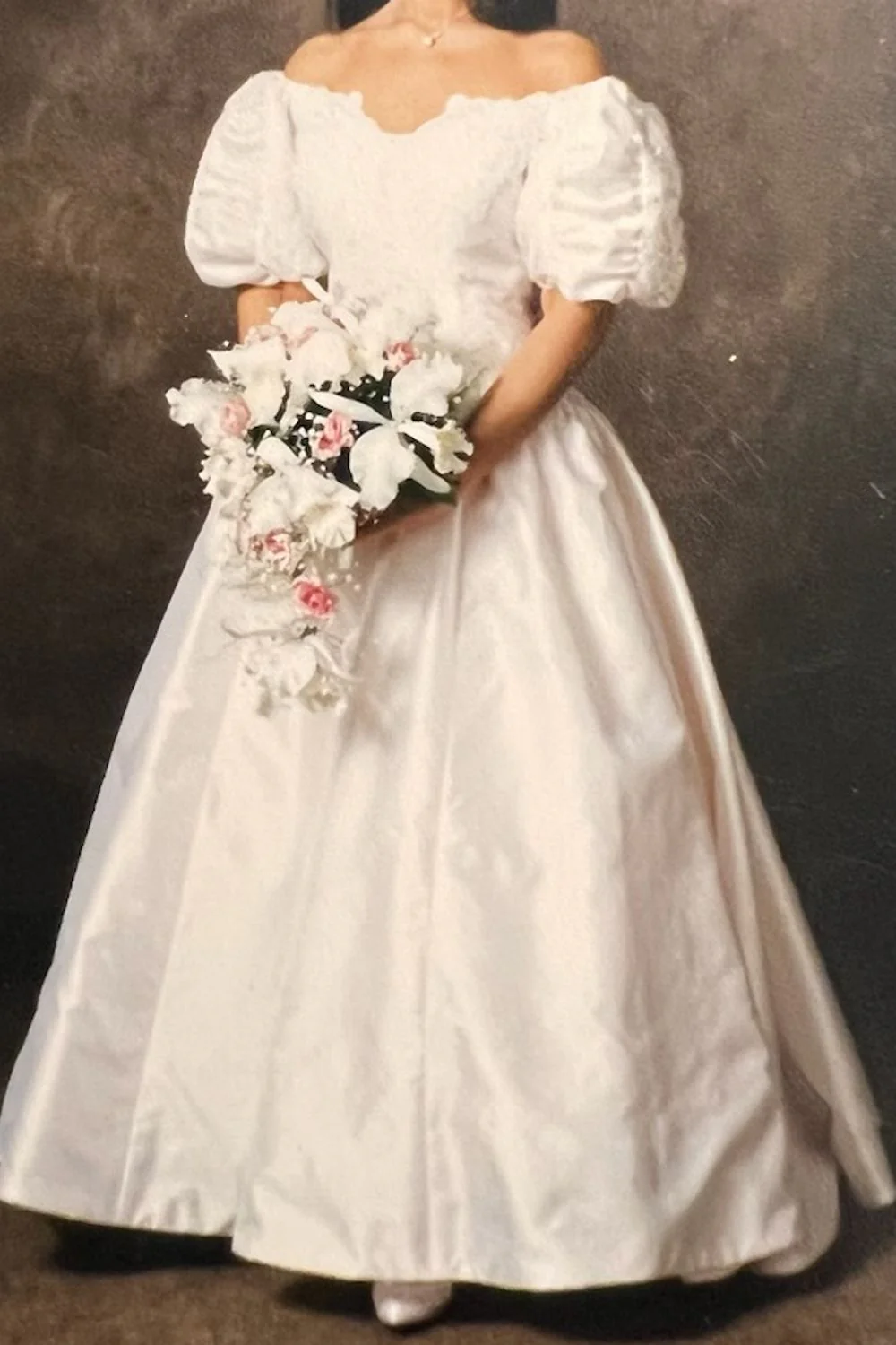 Wedding gown - Image 5