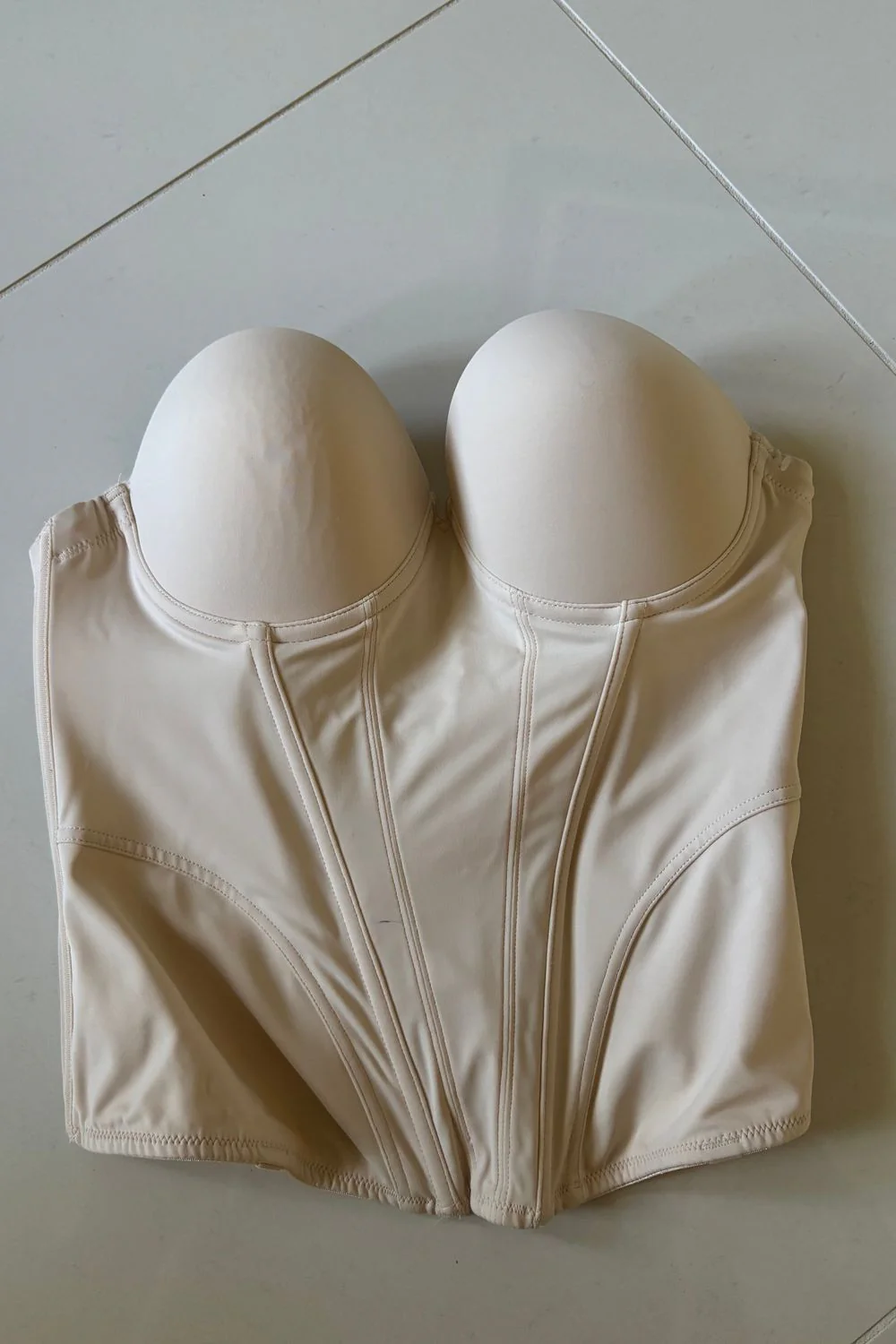 Zaza with Corset - Image 10